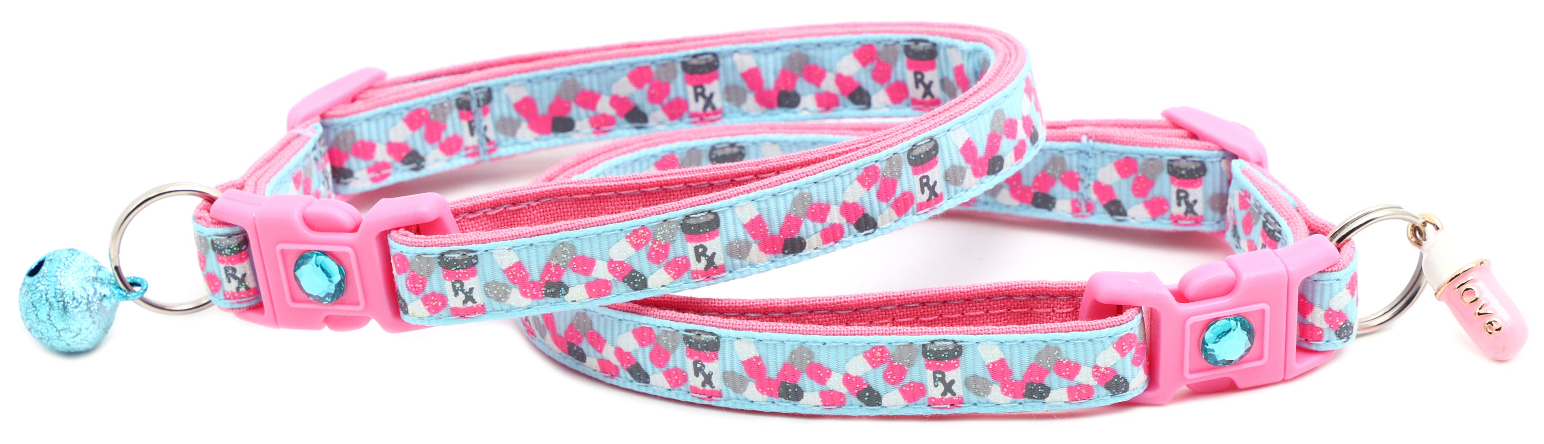 Handmade Pills Breakaway Cat Collar in reinforced cotton with adjustable sizes and breakaway clip for safety.